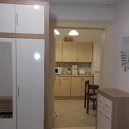 Harmonia Kishaz Vendeghaz * Poroszló