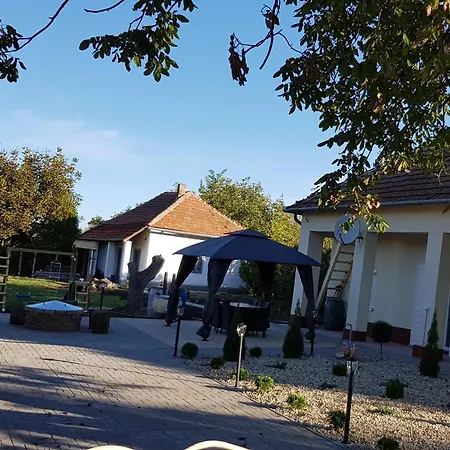 Harmonia Kishaz Vendeghaz